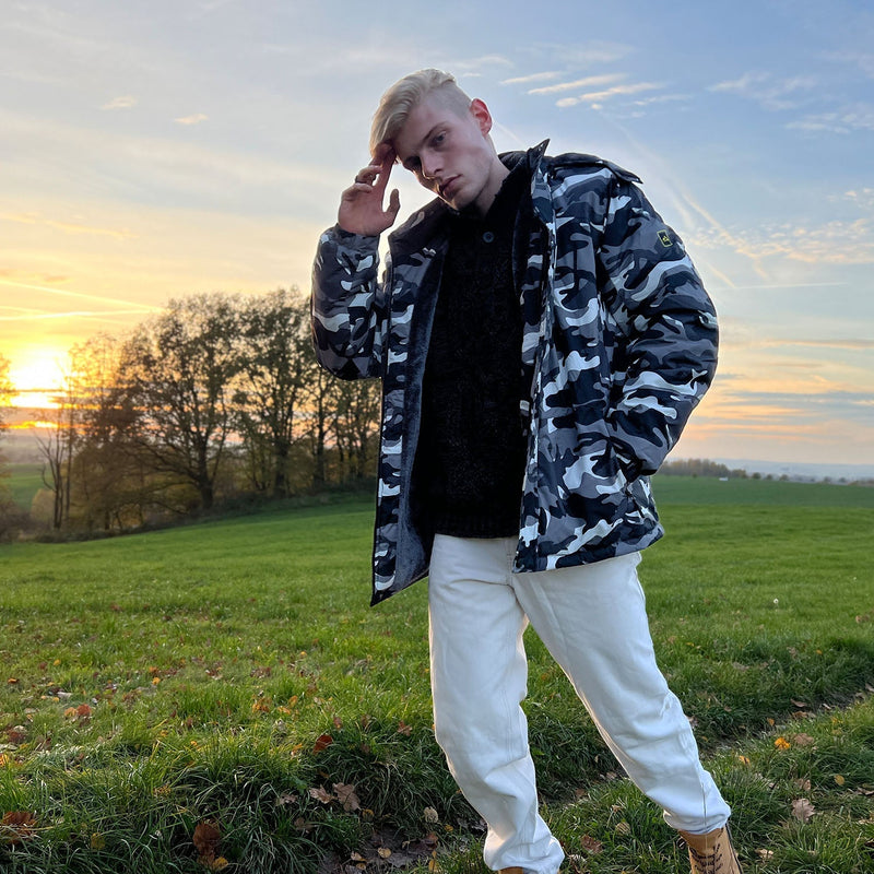 Men's Insulated Water-Repellent Winter Ski Jacket with Fleece Lining - Breathable & Stylish Outerwear for Cold Weather Adventures