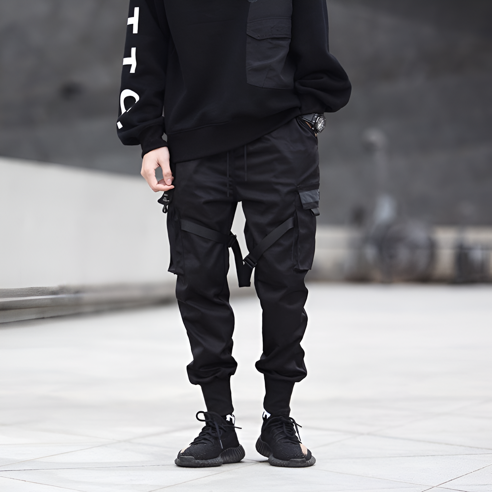 Mens Cargo Pants Black Adjustable Straps Durable Urban Trousers