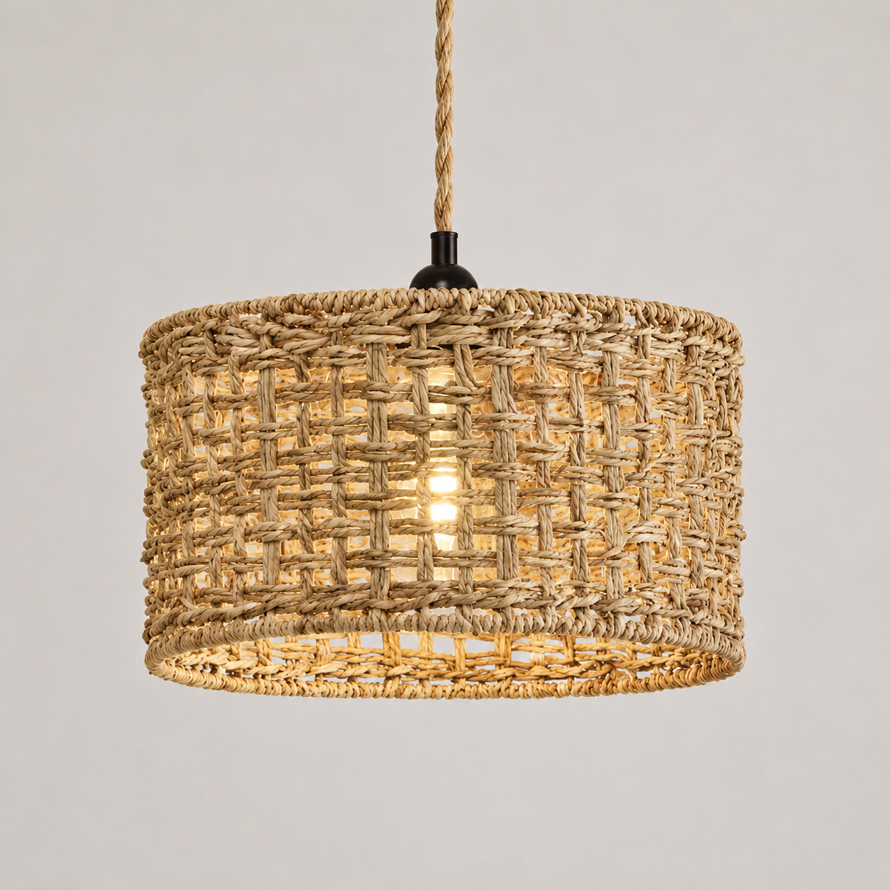 Woven Rattan Pendant Lamp