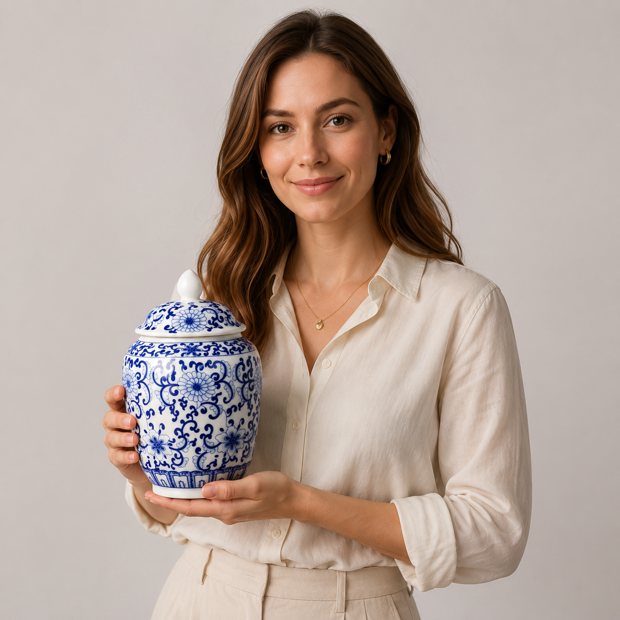 Blue White Porcelain Ginger Jar - Detail